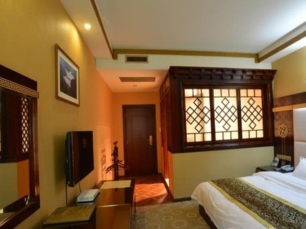 Lanting Yipin Hotel Shangri-La Extérieur photo