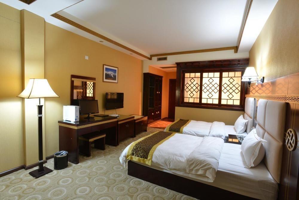 Lanting Yipin Hotel Shangri-La Extérieur photo